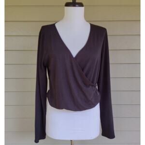 Nike Dri Fit Shirt Womens Black Crossover V Neck Swoosh Long Sleeve Top Size S